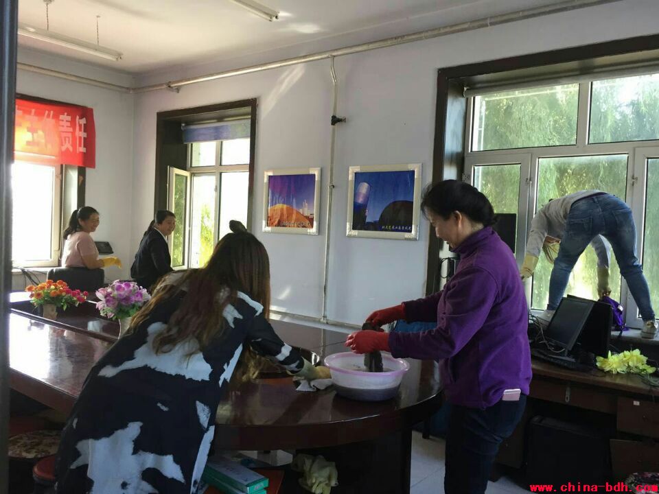 點(diǎn)擊瀏覽下一頁